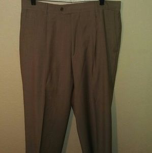 Hugo Boss dress slacks beads size 34 regular